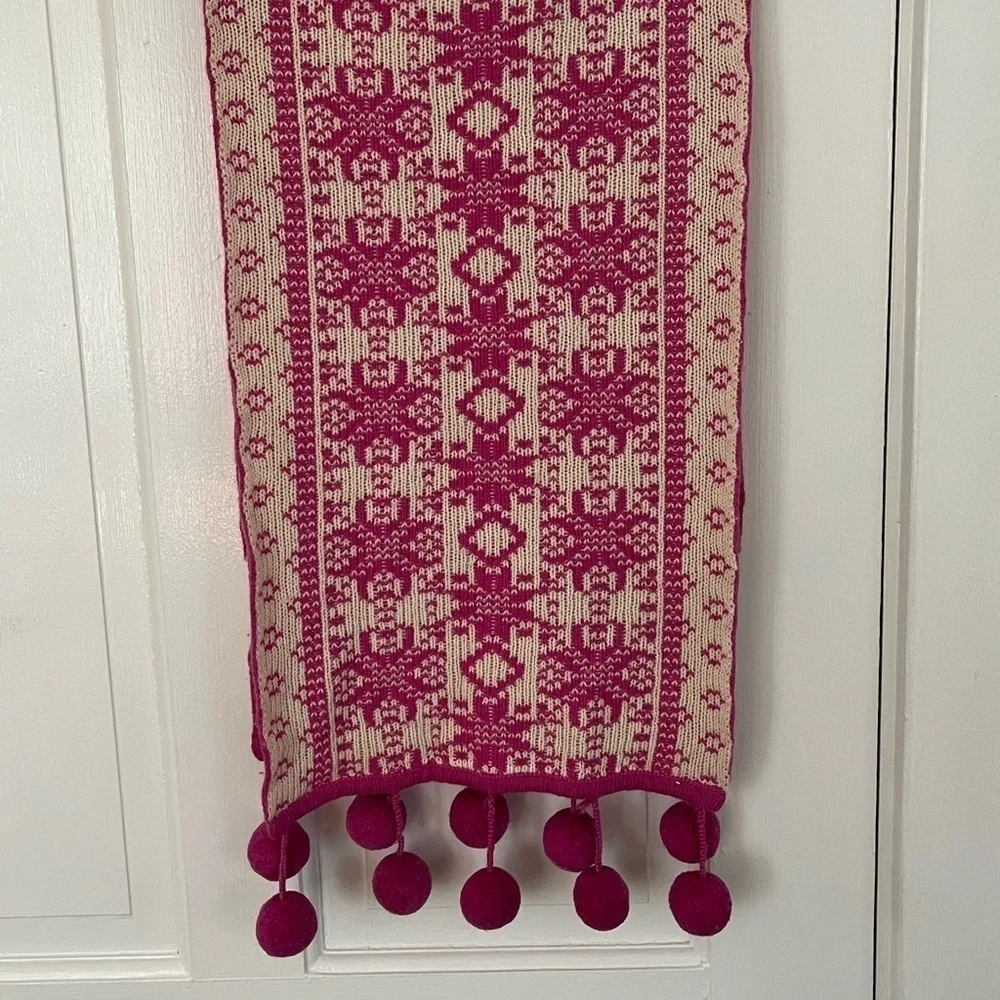 Bloomingdales Cashmere Wool Nordic Alpine Pom Poms Scarf Hot Pink Ivory Soft New